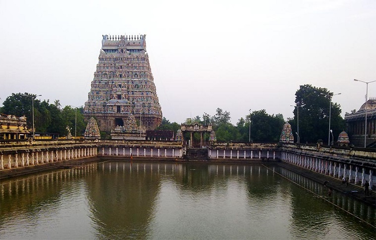 chidambaram-temple-shiva-ganga-pond-1